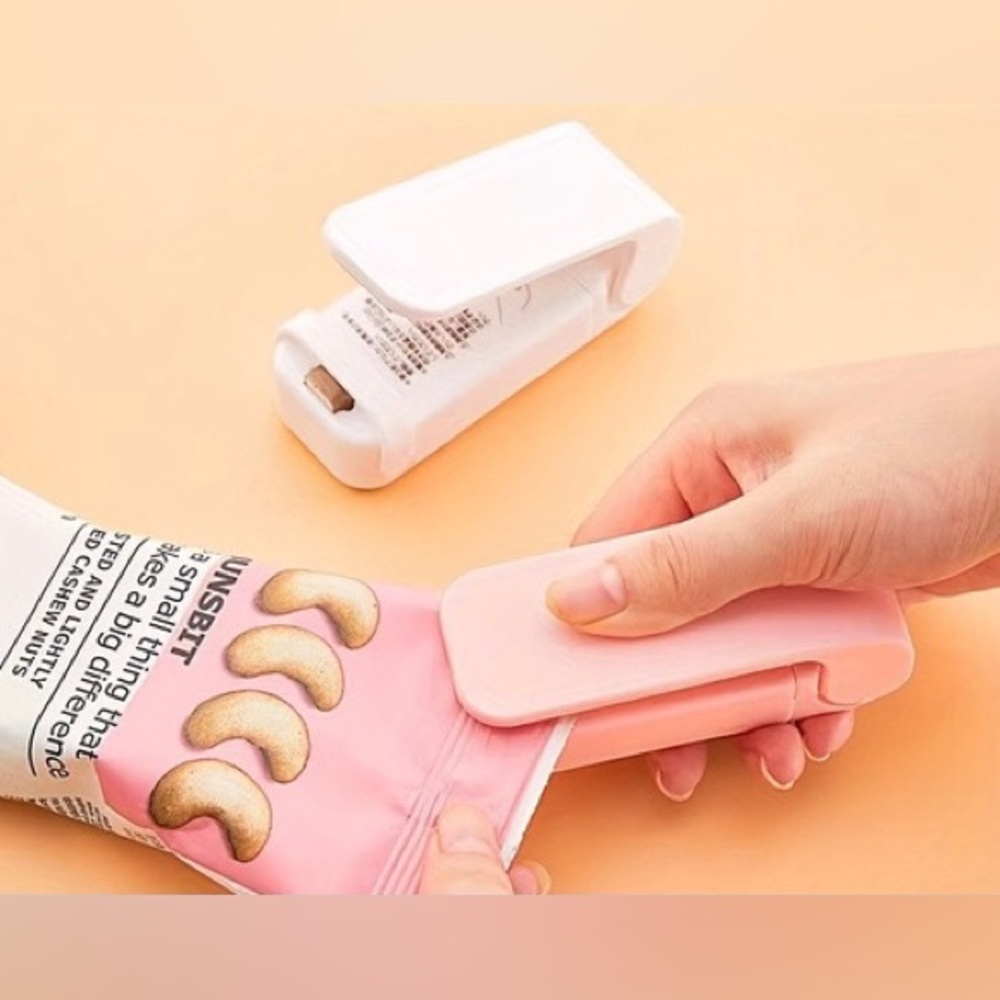 Mini Pink Portable Home Heat Bag Sealer, for Plastic Bags, Reseal Snack Bags